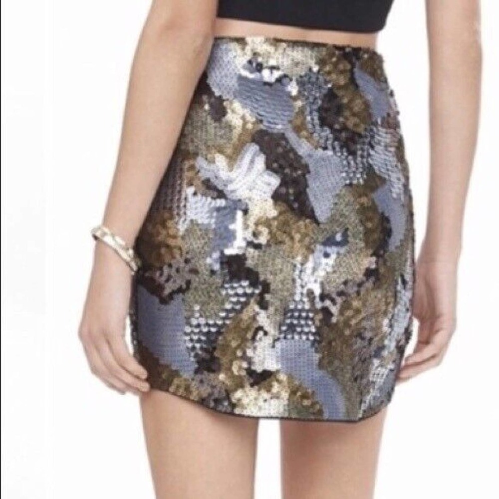 Express Camo Mini Sequin Skirt‎ size S/p